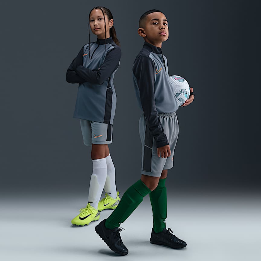 FC Barcelona 2025/26 Stadium Home Big Kids' Nike Dri-FIT Soccer